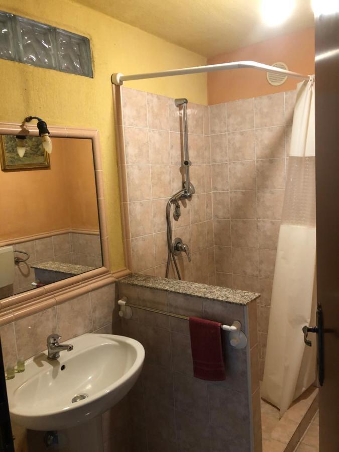Apartamento Sarrala Tertenìa Exterior foto
