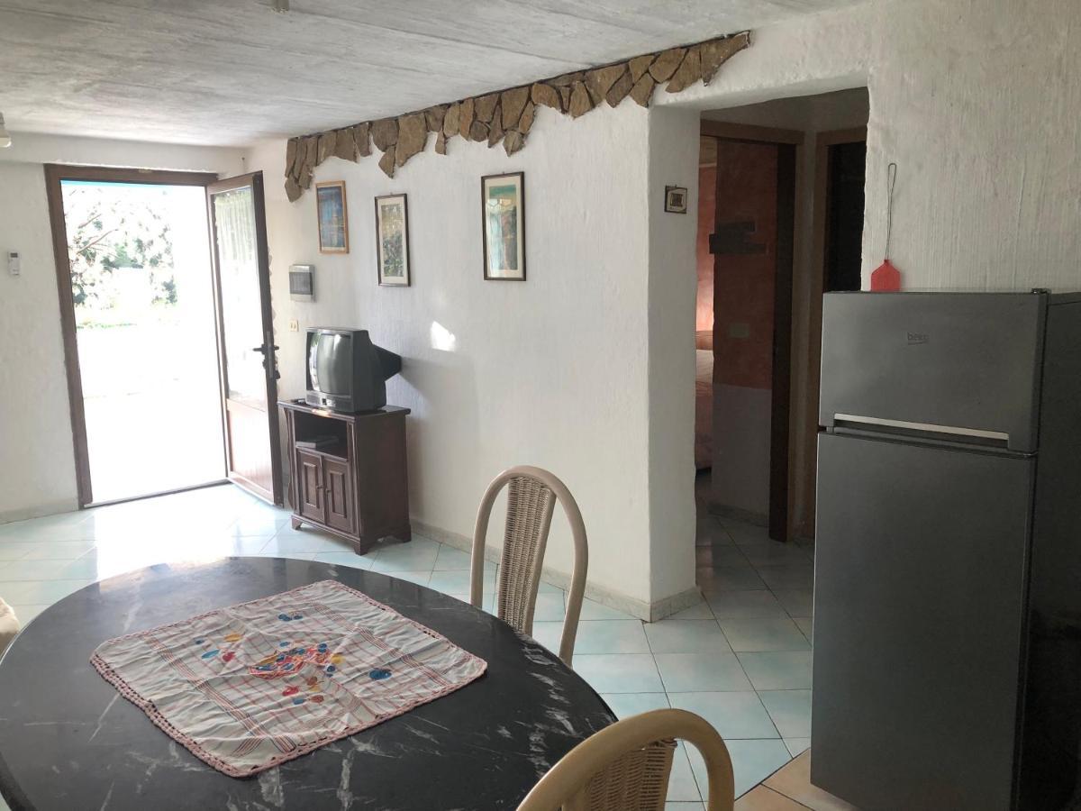 Apartamento Sarrala Tertenìa Exterior foto